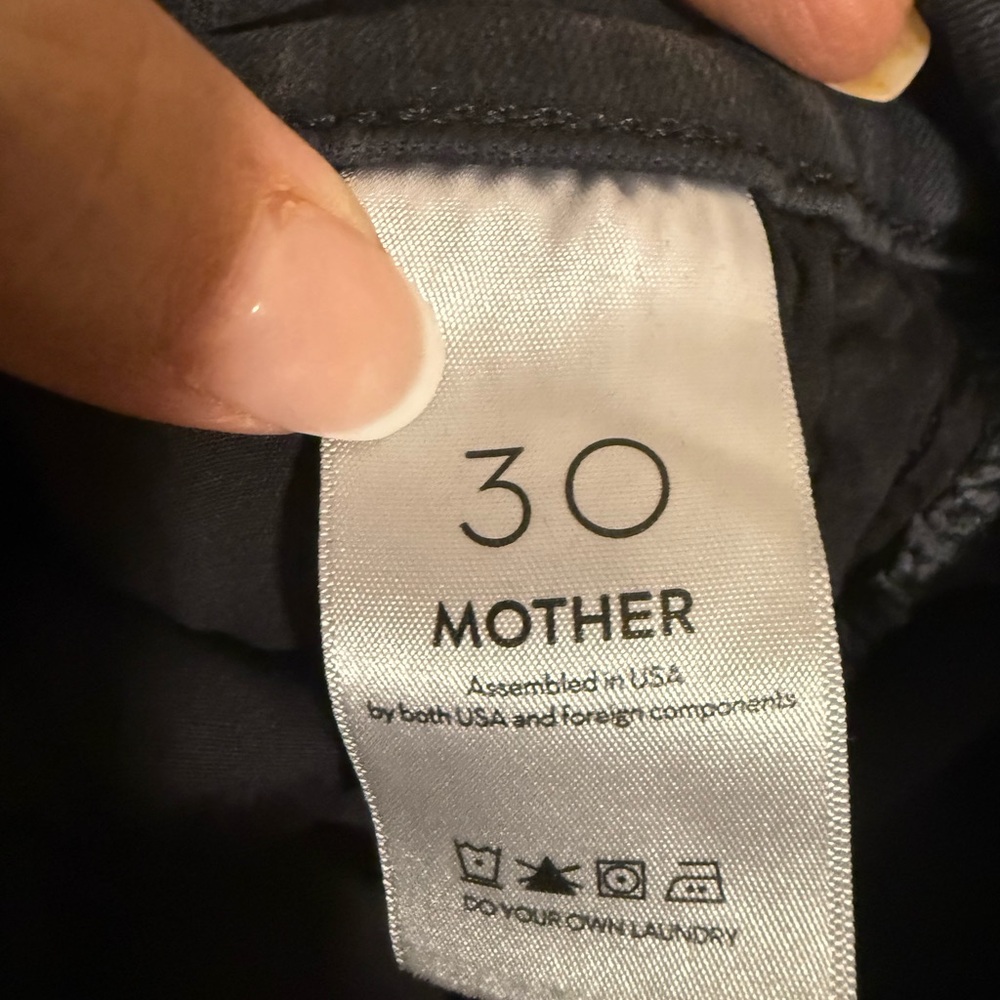 Mother Denim the Mid Rise Dazzler Ankle Step Fray Black Straight-Leg Jeans - Picture 6 of 8